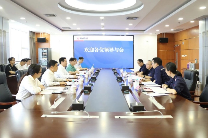 刘胜友带队到柳钢集团座谈交流